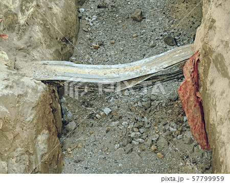Breakthrough city drink water system. Repairing, 57799959