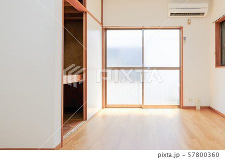 転入前・転出後の何もない部屋 転入前・転出後の何もない部屋 57800360
