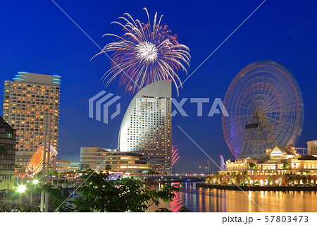 【神奈川県】横浜開港花火大会 57803473