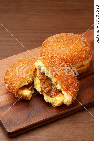 カレーパン 57808523