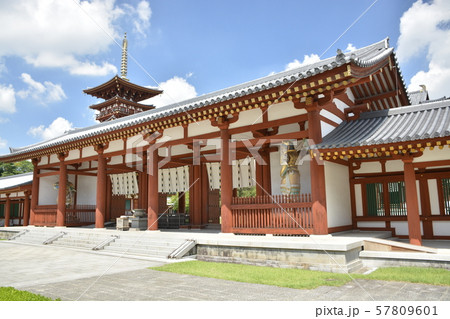 【奈良県】薬師寺・白鳳伽藍（中門） 57809601