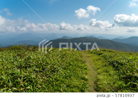道後山登山口～岩桶山山頂～道後山 の景色（2019年9月） 57810937