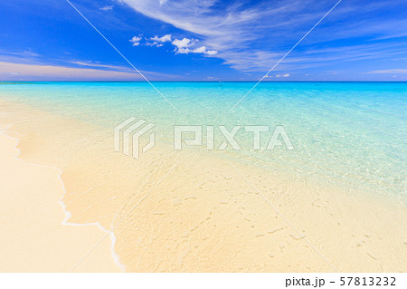 宮古島市来間島_長間浜の絶景 宮古島市来間島_長間浜の絶景 57813232