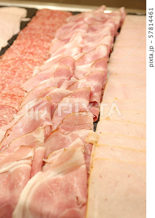 朝食ビュッフェ 57814461