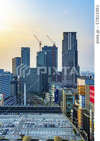 大阪 梅田 ビル群 大阪 梅田 ビル群 57815061