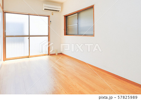 転入前・転出後の何もない部屋 転入前・転出後の何もない部屋 57825989