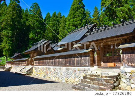 長滝白山神社　本殿　白山三社 57826296