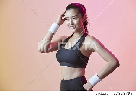 女性 スポーツ アスリート 女性 スポーツ アスリート 57828795