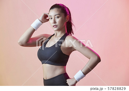 女性 スポーツ アスリート 女性 スポーツ アスリート 57828829