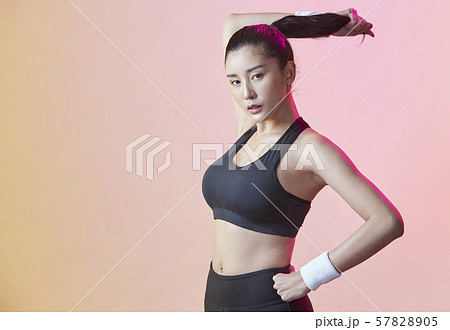 女性　アスリート 57828905