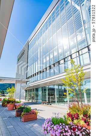 北海道新幹線 新函館北斗駅 北口周辺の風景 57831522