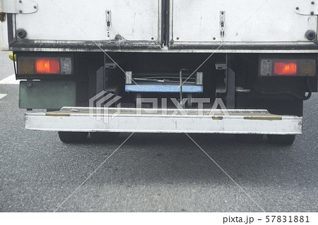 リアバンパー 大型トラックの写真素材 [57831881] - PIXTA