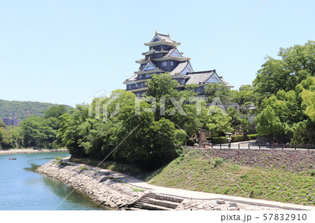 青空と岡山城 岡山県 岡山市 青空と岡山城 岡山県 岡山市 57832910