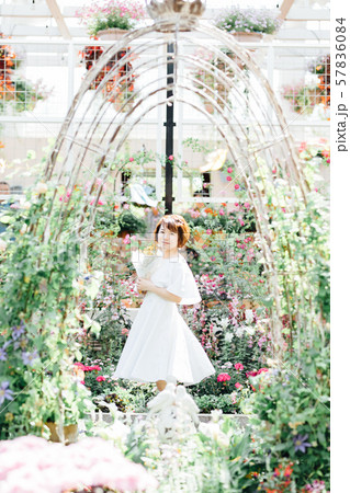 女性 ポートレート 女性 ポートレート 57836084