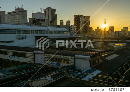 日暮里駅 早朝 日暮里駅 早朝 57851874