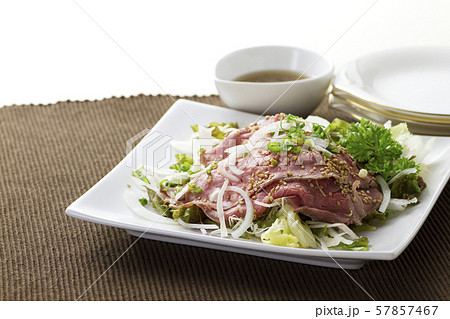 ローストビーフのサラダ1 57857467