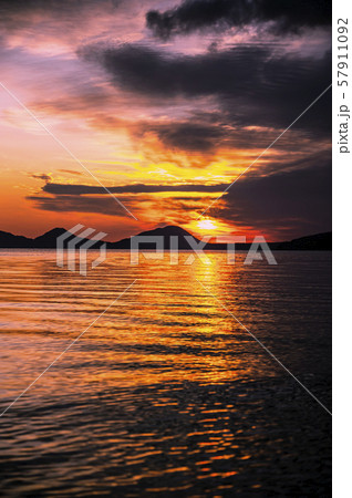 支笏湖 -日の出- 支笏湖 -日の出- 57911092