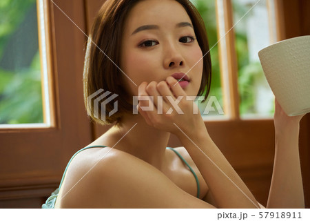女性 ライフスタイル 女性 ライフスタイル 57918911