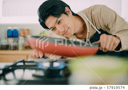 男性 ライフスタイル 料理 男性 ライフスタイル 料理 57919574