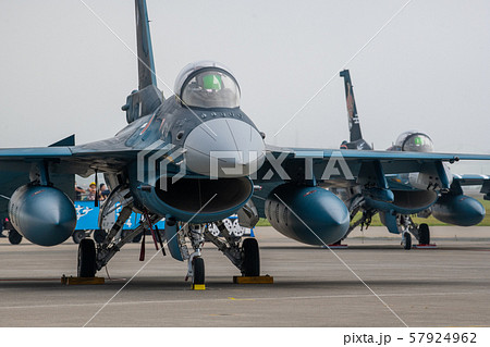 航空自衛隊のF-2 57924962