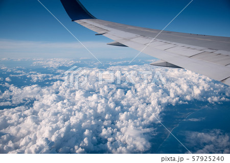 飛行機からの景色 57925240