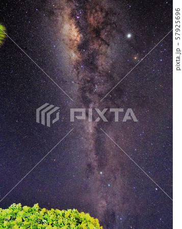 南太平洋・フィジーの天の川 57925696