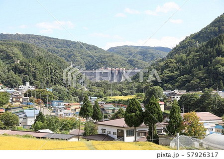 浅瀬石川ダムを遠くから撮る。 浅瀬石川ダムを遠くから撮る。 57926317