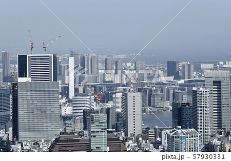 日本の東京都市景観 台風一過(台風15号)で、晴れ間が広がり始めた晴海方面(千葉は暗雲)=9日撮影 日本の東京都市景観 台風一過(台風15号)で、晴れ間が広がり始めた晴海方面(千葉は暗雲)=9日撮影 57930331