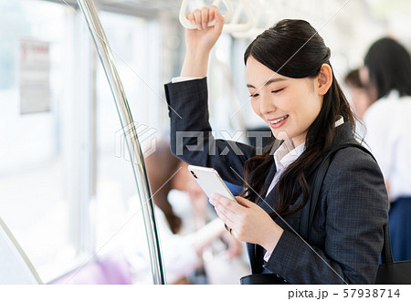 通勤 撮影協力「京王電鉄株式会社」 通勤 撮影協力「京王電鉄株式会社」 57938714