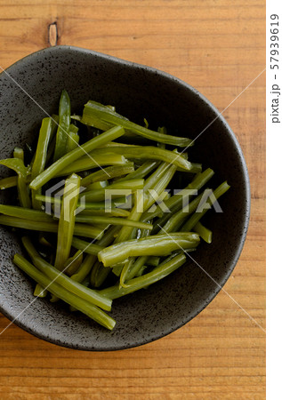 茎わかめ 茎わかめ 57939619