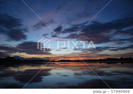 Sunset In The Evening Clouds Beautiful Background 57940909