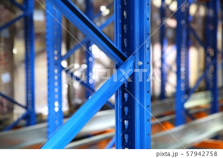 Shuttle racks fragment 57942758
