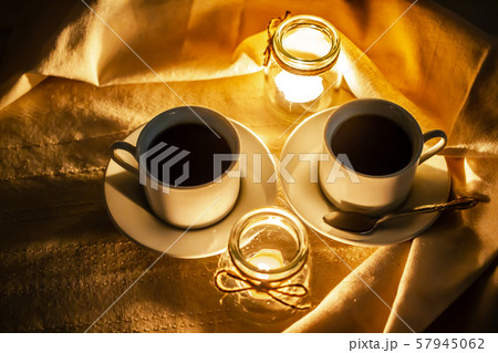 夜カフェ キャンドルとコーヒー 夜カフェ キャンドルとコーヒー 57945062