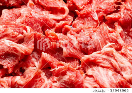 牛肉(生肉)・国産黒毛和牛切り落とし 57948966