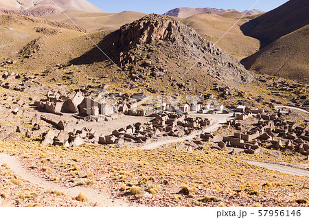 Ghost village in andean plateau,Bolivia 57956146