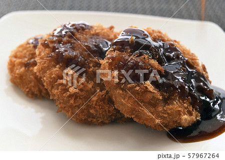 ヒレカツ　カツ　肉　揚げ物　アレルギー食品　フライ　肉料理　お惣菜 57967264