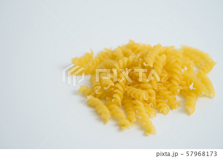 フリッジ　パスタ 57968173