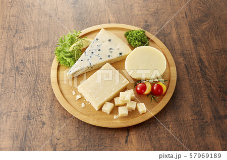 チーズ集合 57969189