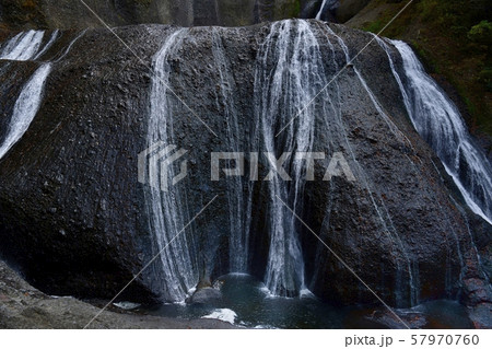 第一観瀑台から袋田の滝 57970760