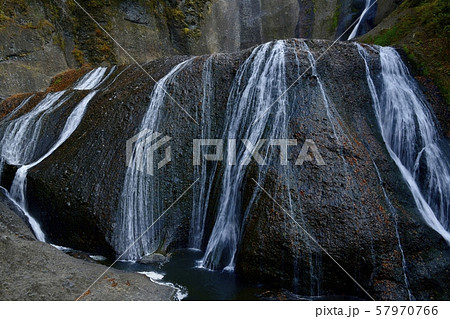第一観瀑台から袋田の滝 57970766