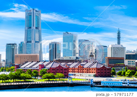 横浜 みなとみらいの風景 大さん橋からの眺望 横浜 みなとみらいの風景 大さん橋からの眺望 57971177