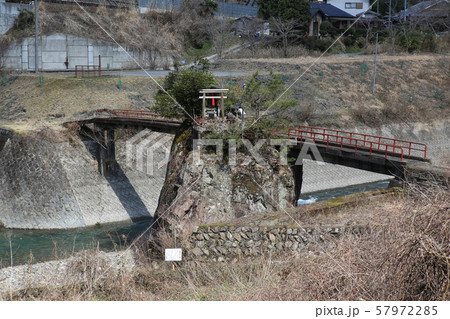 犬飼明神（立岩さん） 57972285