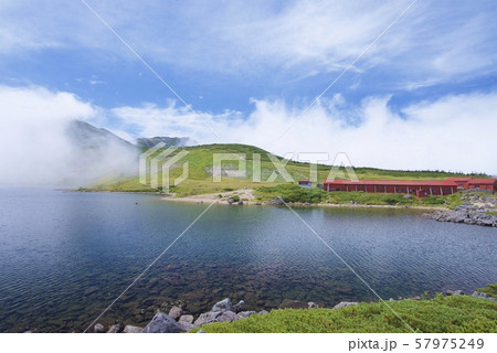 白馬大池周辺の景色（白馬連峰、長野県北安曇） 57975249