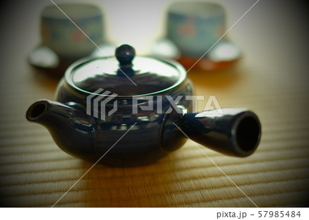 レトロ急須 湯吞み 日本茶 茶碗 緑茶 食器 ほうじ茶 インテリア お水 休憩 57985484