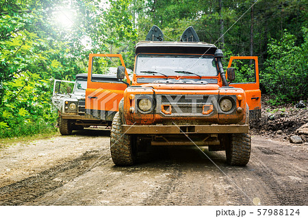 Four wheel drive vehicle Four wheel drive vehicle 57988124