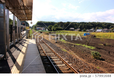 烏山線鴻野山駅のホームから見た宇都宮方面 烏山線鴻野山駅のホームから見た宇都宮方面 57991688
