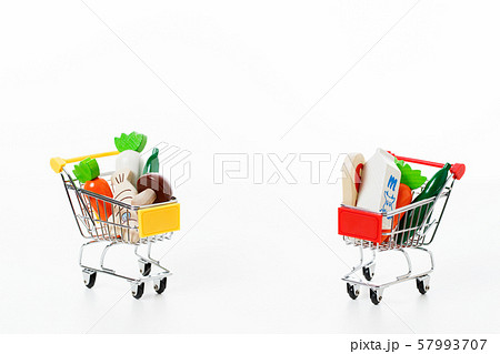 スーパー 買い物 野菜 生鮮食品 食料品 スーパー 買い物 野菜 生鮮食品 食料品 57993707