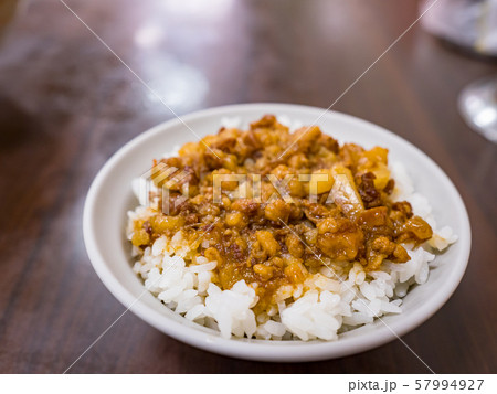 braised pork rice 57994927