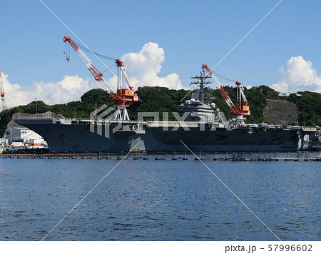 横須賀軍港めぐり アメリカ海軍艦船群 横須賀軍港めぐり アメリカ海軍艦船群 57996602