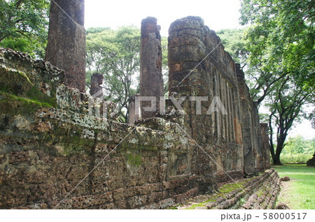 travel to sri satchanalai old city, sukhothai  58000517